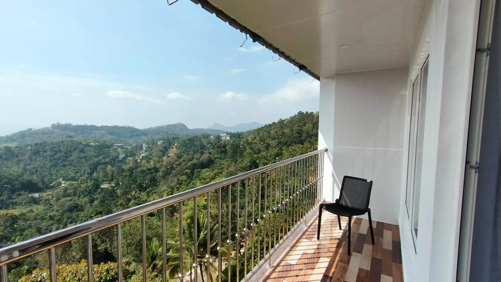 Ramee Wolkenburg Resort & Spa, Munnar